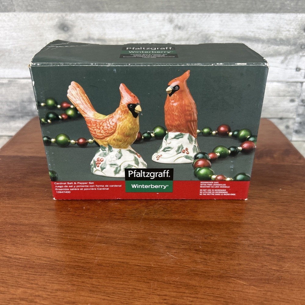 Pfaltzgraff Winterberry Salt & Pepper Red Birds Cardinals